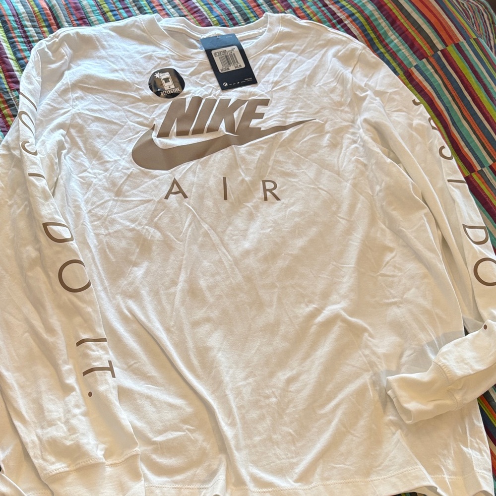Nike White Long Sleeve Tee with Metallic Beige Swoosh size small nwt